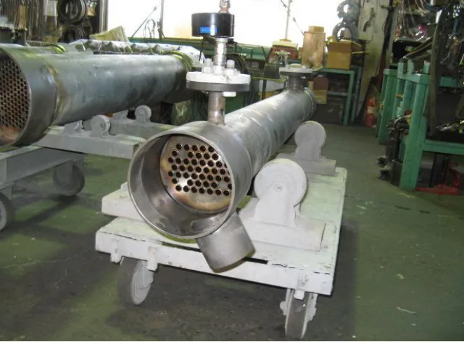 YASUI SM型海水用油冷却器